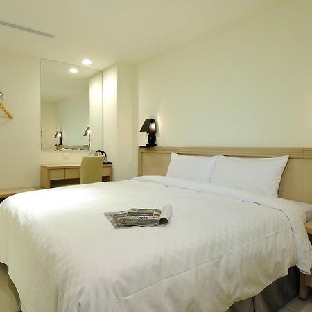 Bravo Hotel Taichung Dış mekan fotoğraf
