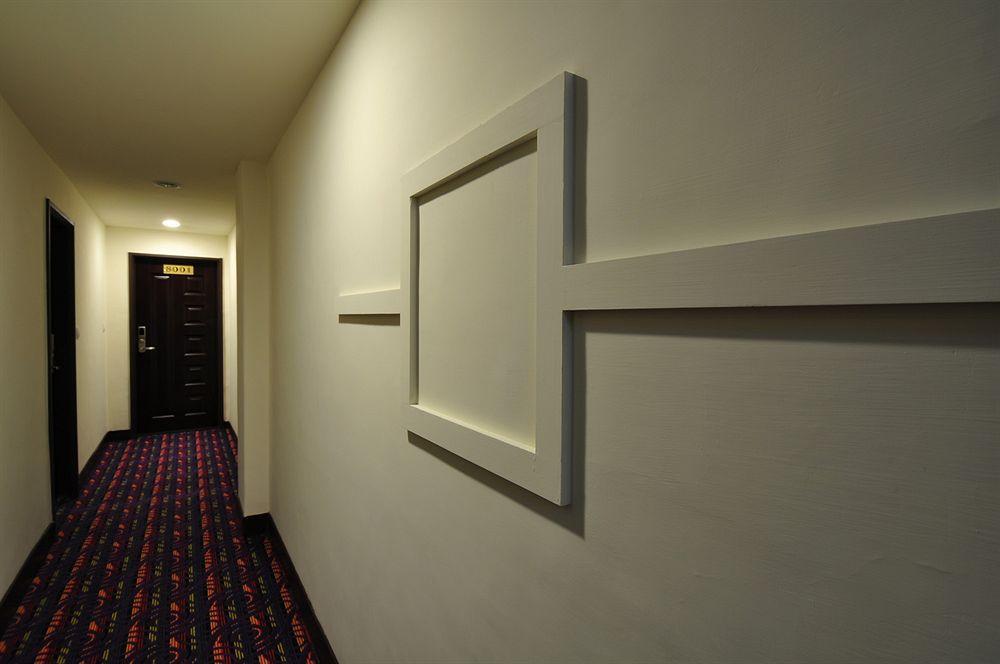 Bravo Hotel Taichung Dış mekan fotoğraf