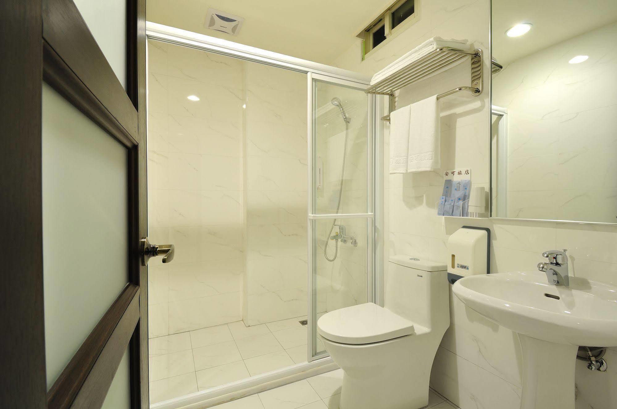Bravo Hotel Taichung Dış mekan fotoğraf